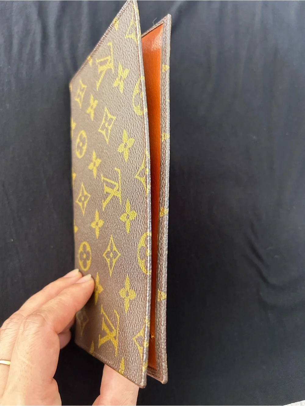 Men/women Louis Vuitton Monogram Canvas Long Card & Key Holder - Brown/Gold